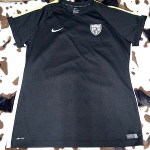 Nike USA Soccer Women’s Top, Size XL